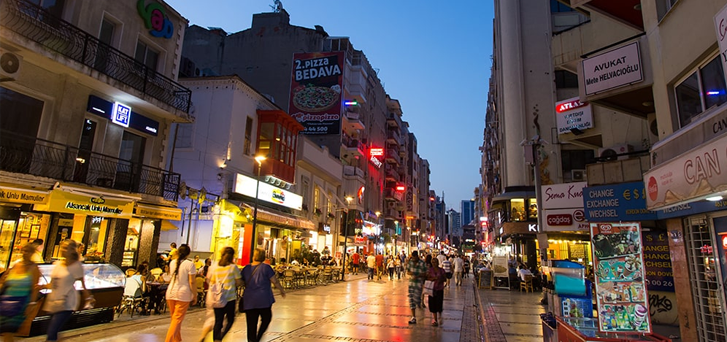 Kıbrıs Şehitleri Caddesi