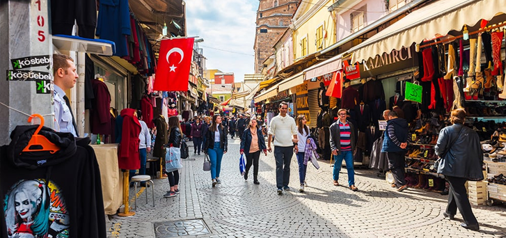 Historical Kemeraltı Bazaar