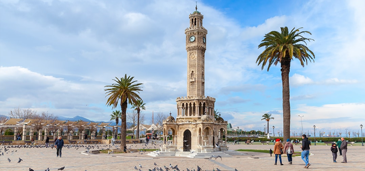 İzmir Saat Kulesi %>